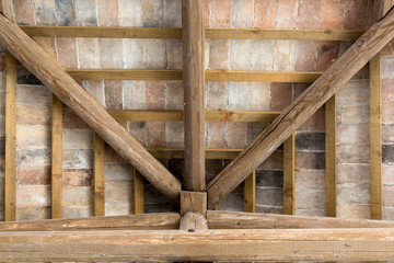 Rooftop structure beams