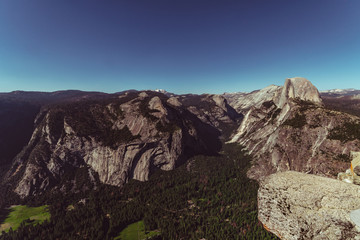 Overview on Yosemite National Park from Glacier Point