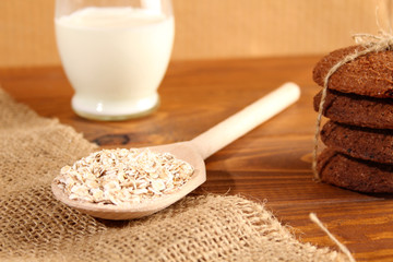 Oatmeal cookies with milk