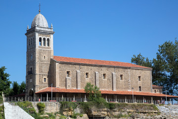 Fototapeta na wymiar Santa Maria Church, Luanco, Asturias