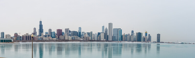 Fototapeta na wymiar Panoramic view of Chicago in winter
