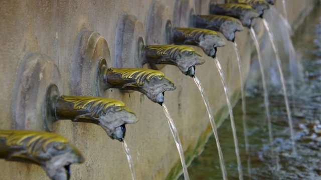 Brunnen