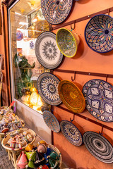 Porcelanas y platos realizados artesanalmente