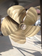 propeller for large boat