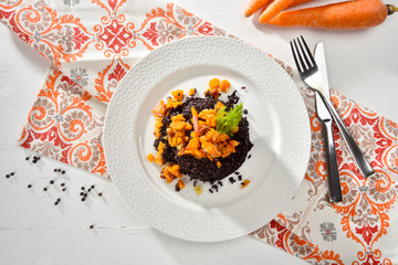 Riso nero con carote © barbamauro