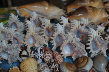 souveniers auf dem markt auf seychellen