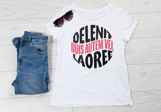 Circle Lettering Typography Layout