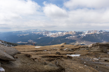 Bergpanorama mit Wolken