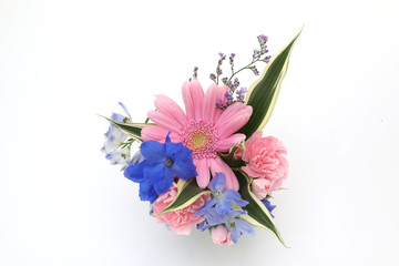 様々な花のブーケ