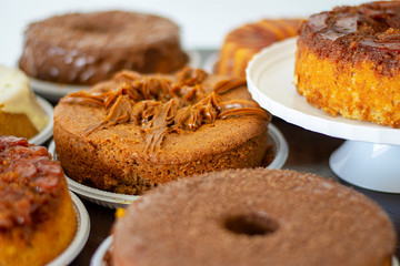 Confectionery cake