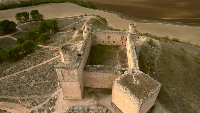 Orbit flight arround Castle of Barcience near Torrijos (Toledo - Spain)