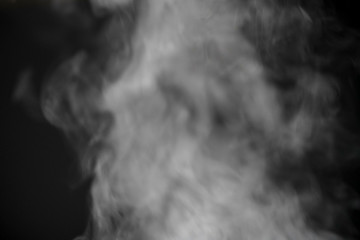 水蒸気・黒背景