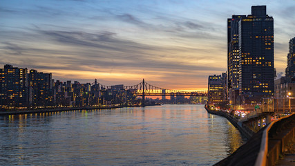 Looking southward along the East River toward the 59th Street bridge on Manhattan's Upper East side during sunset