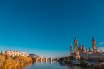 Zaragoza 29 de noviembre de 2019, River Ebro as it passes through the city of Zaragoza, Spain