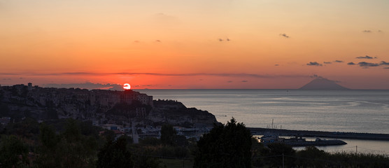 Tropea sunset panorama