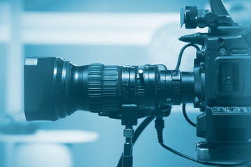 Professional video camera lens