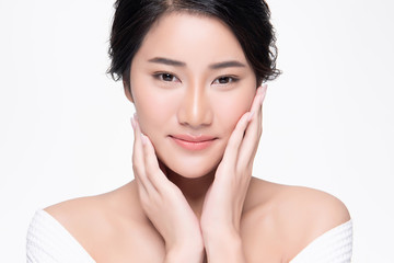 Fototapeta na wymiar Beautiful Young Asian Woman with Clean Fresh Skin. Face care, Facial treatment, on white background, Beauty and Cosmetics Concept.