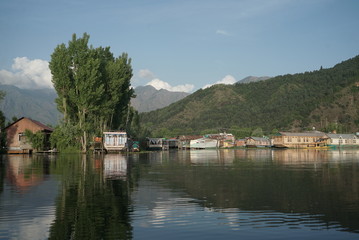 Fototapeta na wymiar View on Dal lake, Srinagar, Kashmir