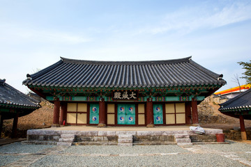 Fototapeta na wymiar Goseong Hyanggyo in Goseong-gun, South Korea. Hyanggyo is a school of Joseon Dynasty.
