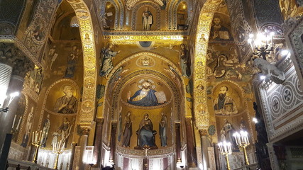 Fototapeta na wymiar The Palatine Chapel, Cappella Palatina, of the Norman Kings, interior view
