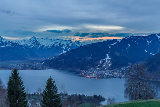 Zell am See dramatische Wolken bei Sonnenuntergang