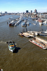 Fototapeta premium Hamburger Hafen von oben
