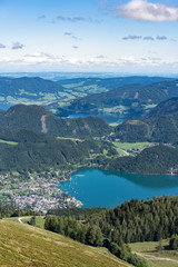Fototapeta na wymiar View from Zwölferhorn Mountain down to St Gilgen