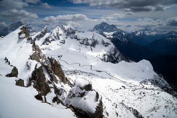 strada nella neve