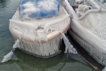 wind and the very low temperatures created a winter wonderland on the Geneva lake, Switzerland