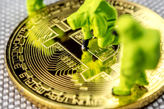 what is going on with bitcoin and other altcoins, diagnosis and saving of bitcoin and other digital currencies, problems in crypto market - Powered by Adobe