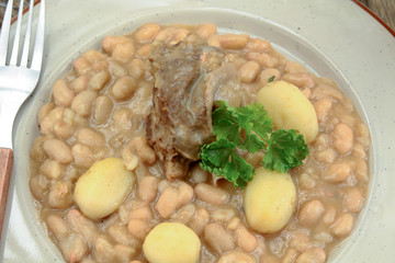 plate of cassoulet with duck confit