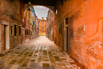 Fototapeta na wymiar cute venetian streets