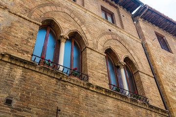 Obraz premium Typical building in San Gimignano