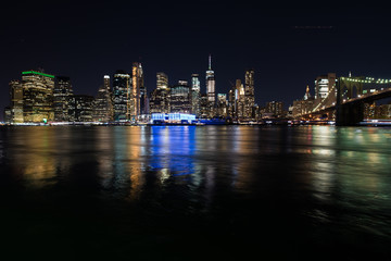 Fototapeta na wymiar nyc skyline at night