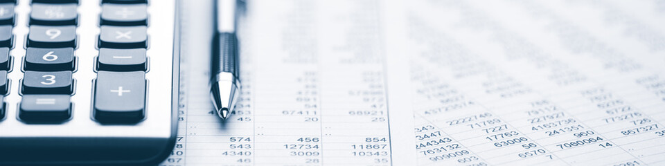 Banner Of Pen And Calculator On Financial Report - Business Accounting Concept