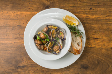 あさりのアヒージョ スペイン料理　Clam Ahijo (Oil baked dish)