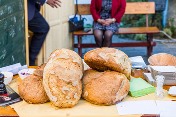 Brote auf dem Wochenmarkt