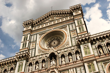 Fototapeta premium Facade of the Florence Cathedral of Saint Mary of Flower, Florence Duomo (Duomo di Firenze), Florence, Italy