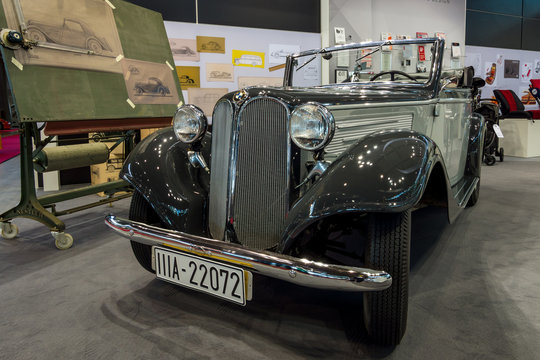 STUTTGART, GERMANY - MARCH 02, 2017: Sports car BMW 319 Sportcabriolet, 1936. Europe's greatest classic car exhibition "RETRO CLASSICS"