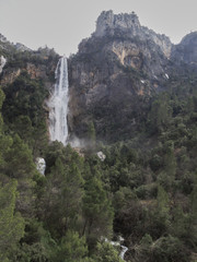 The waterfall of La Osera with its 130 meters is the highest in Andalusia. It is located on the Aguascebas Chico River, within the Natural Park of the Sierra de Cazorla, Segura and Las Villas, Ja&eacute;n.