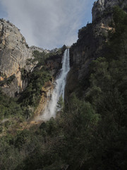The waterfall of La Osera with its 130 meters is the highest in Andalusia. It is located on the Aguascebas Chico River, within the Natural Park of the Sierra de Cazorla, Segura and Las Villas, Ja&eacute;n.