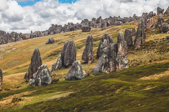 Las monjas de piedra en el santuario nacional de huayllay
