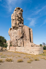 Colossus of Memnon old Luxor city egyptien statue