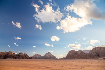 Naklejka na ściany i meble Wadi Rum desert (reserve), Jordan.