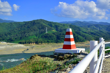 Red-white pole, Boundary pole on mountain.