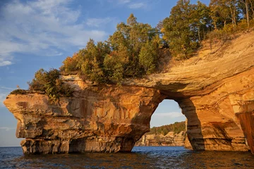 Fototapeten Wohnzimmer Lover's Leap Arch Pictured Rocks National Lakeshore  © Dean Pennala