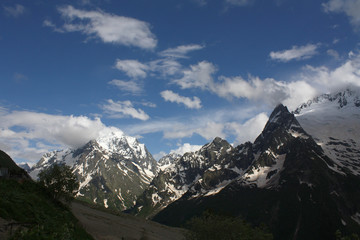 Obraz premium Mountains of Caucasus in Spring, Russia