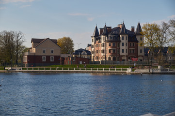 Obraz premium Waterfront on a Quiet lake in Kaliningrad.