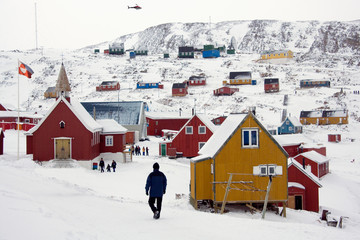 Town of Ittoqqortoormiit at entrance to Scoresbysund - Greenland - obrazy, fototapety, plakaty