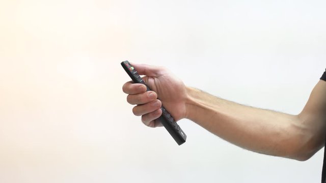 telecommande tv main
